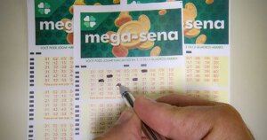 Mega-Sena 3010: sorteio deste domingo (24) pode pagar R$ 320 milhões