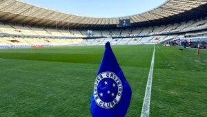 Cruzeiro x Chapecoense: escalações e onde assistir ao jogo do Brasileirão