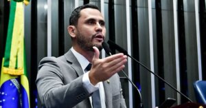 Cleitinho lidera cenário embaralhado para o governo de Minas, mostra pesquisa