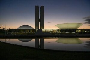 Fundo eleitoral trava renovação política, avalia Cristiano Noronha, da Arko