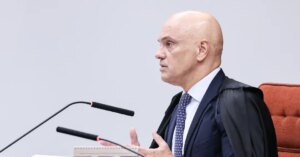 Moraes cobra do governo efetivação de extradição de Zambelli
