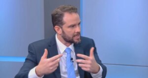 Juros no Brasil não são “civilizados”, diz Durigan à CNN