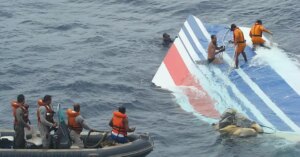 Justiça francesa condena Airbus e Air France por tragédia que matou 228 em voo Rio-Paris