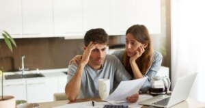 Acrobacia Financeira: desafios dos brasileiros para equilibrar as contas