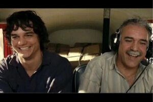 Piloto de helicóptero morto em assalto trabalhou com Wagner Moura