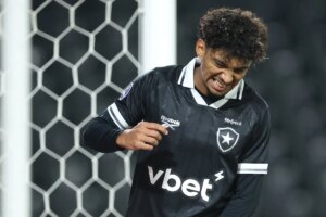Botafogo domina Independiente Petrolero e vence na Sul-Americana