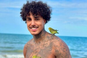 MC Livinho revela motivo de ter parado de seguir Virginia: "Respeito"