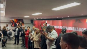 PT lança carta a evangélicos com críticas ao uso da fé nas eleições