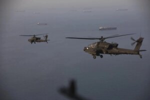 Helicóptero do exército dos EUA cai perto do Estreito de Ormuz